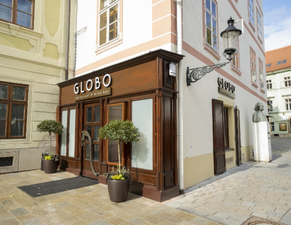 GLOBO Restaurant & Wine Bar